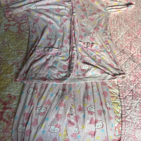 Vintage Hello Kitty Pajama Set - Picture 1 of 3